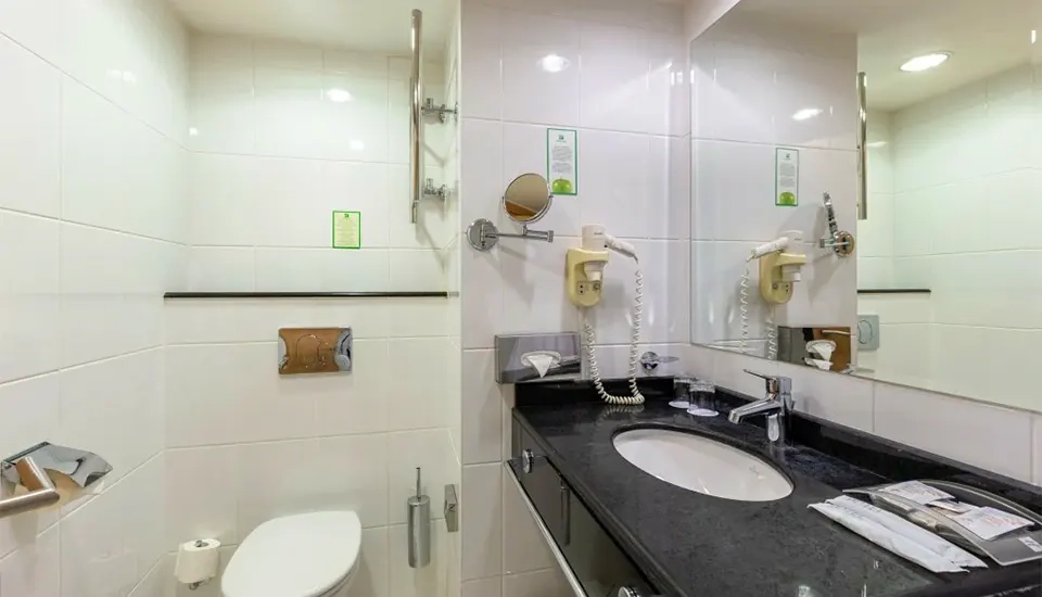 هتل هالیدی این مسکو سوکولنیکی مسکو